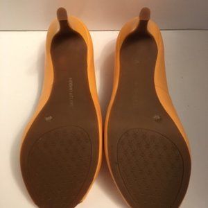Antonio Melani Sz 9.5M Erika Orange Womens Heels